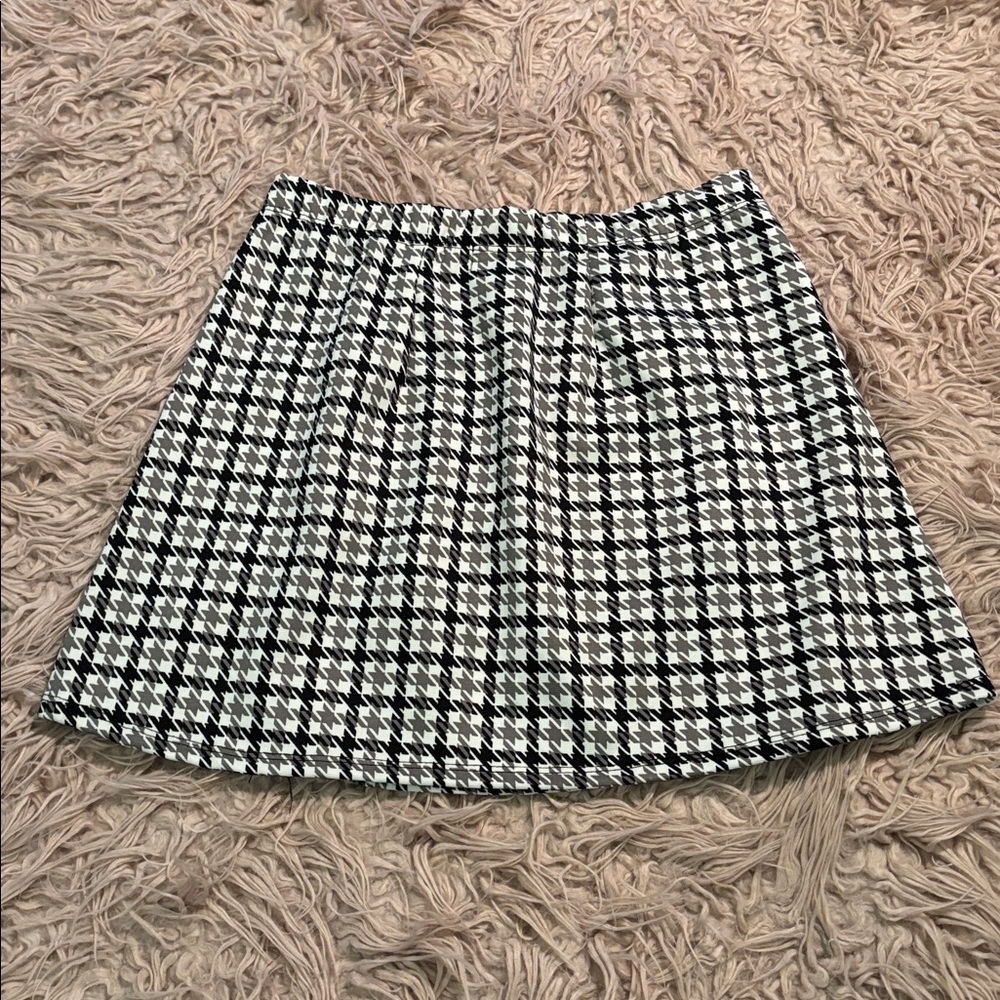 Jolie & Joy (Nordstrom) Houndstooth Mini Skater Skirt - Picture 6 of 9